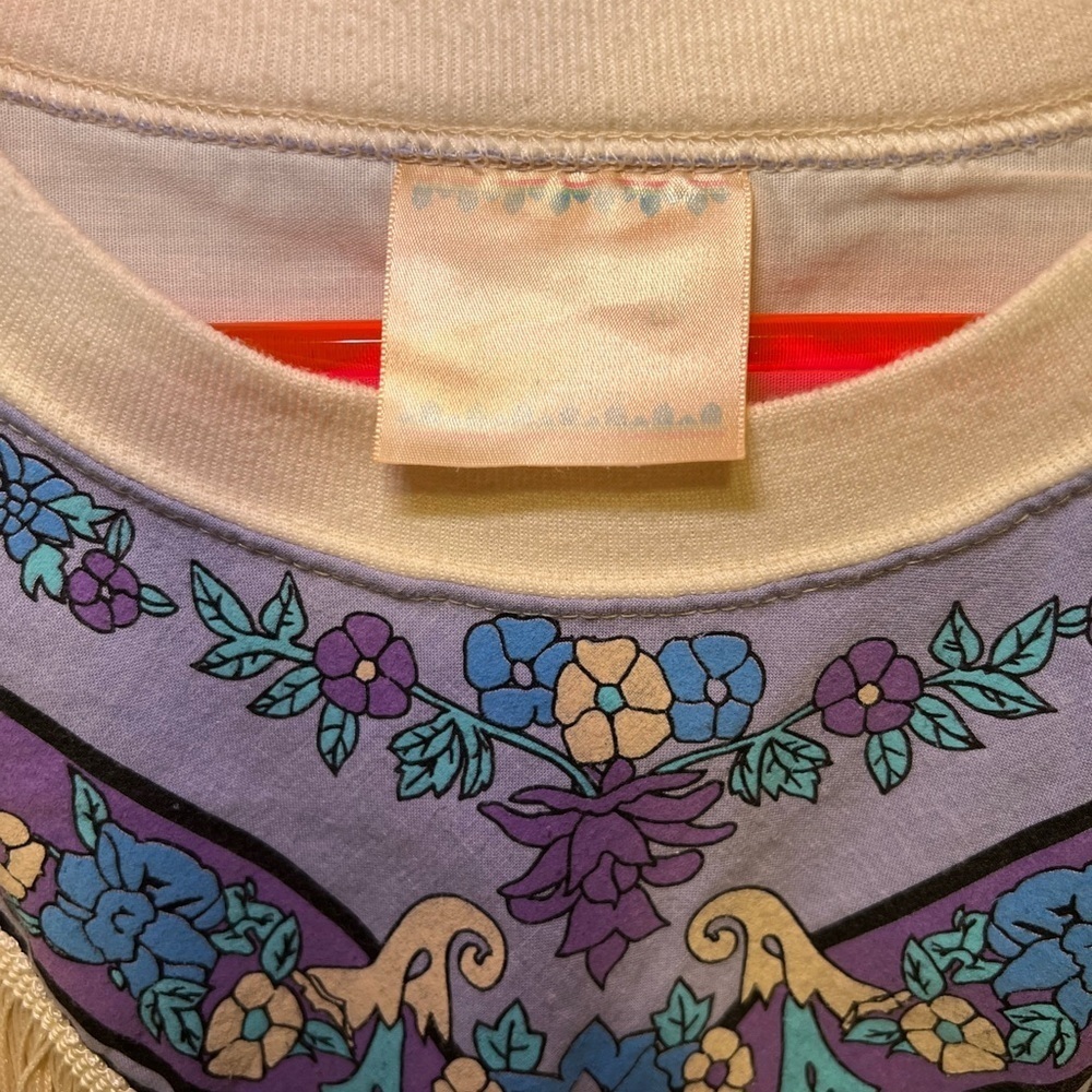Vintage Cream Fringe Floral Women's Top - Picture 3 of 5